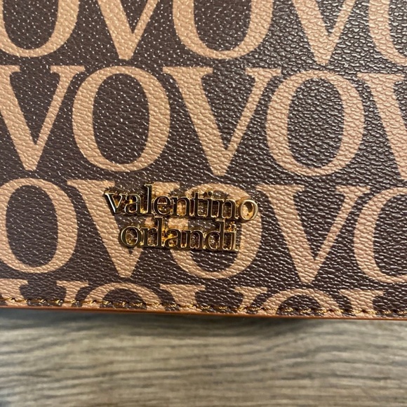 Brand new with tags camera bag - Picture 2 of 8